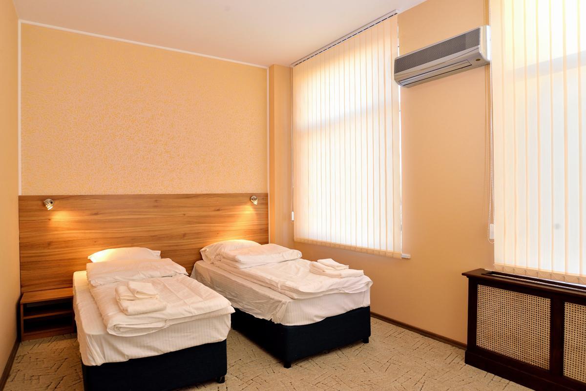 פלבן Hotel Cascade מראה חיצוני תמונה