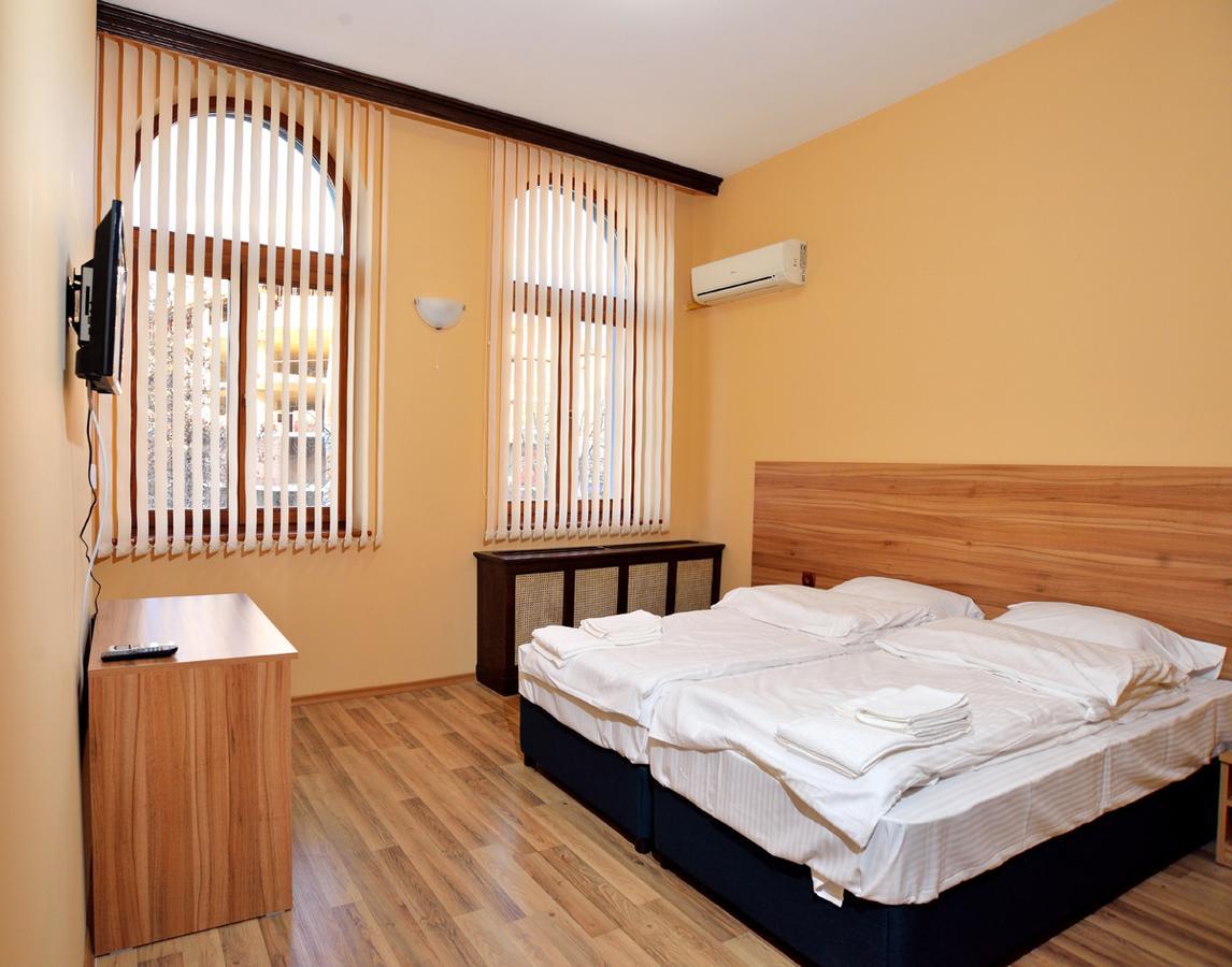 פלבן Hotel Cascade מראה חיצוני תמונה